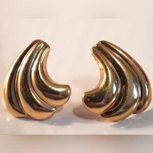 Elegant Gold-Toned Wave Earrings